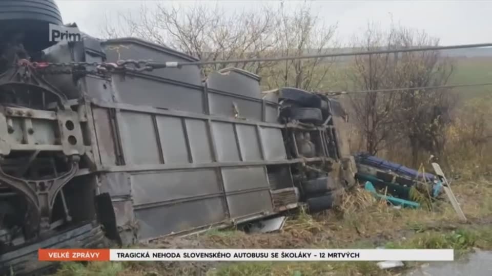 13. 11. 2019 VELKÉ ZPRÁVY: TRAGICKÁ NEHODA SLOVENSKÉHO AUTOBUSU SE ŠKOLÁKY: 12 MRTVÝCH